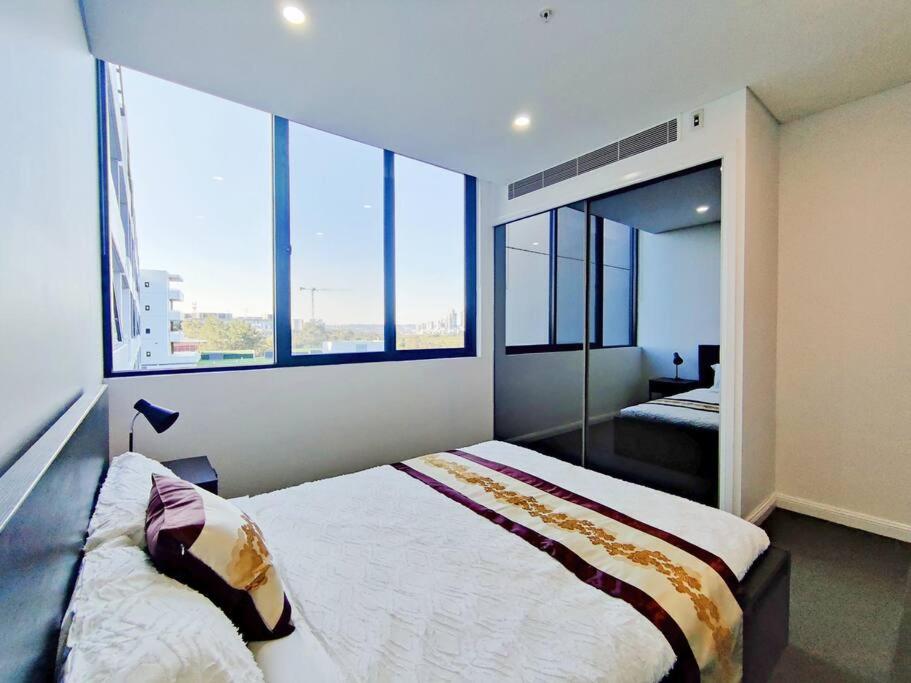 Sun-filled Apt w Stunning Open Views of Park&City photo 4