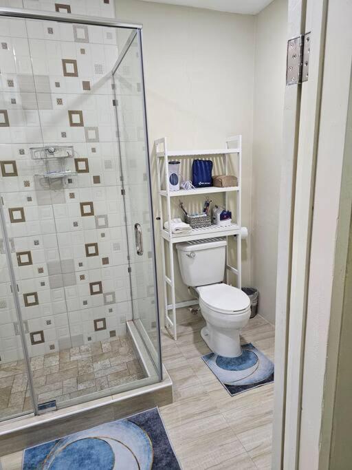 SG Apartment Complex (Apt #1) photo 4
