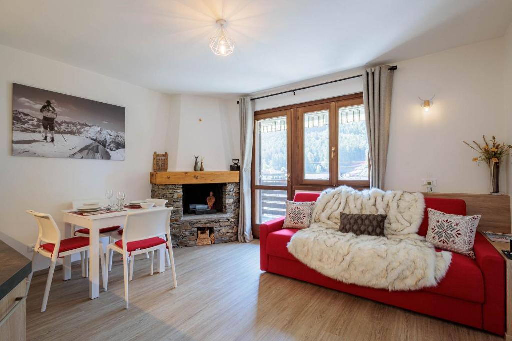REVO Apartments - Rocca Fiorita