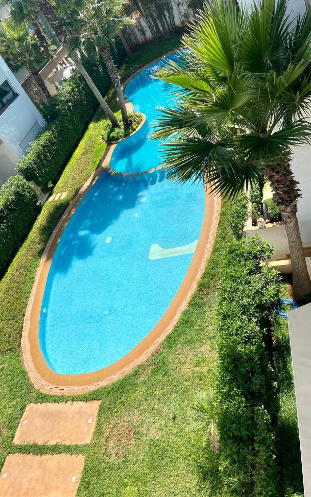 Stunning apartment with pools photo 3