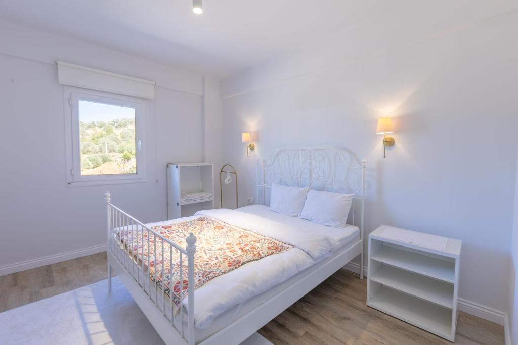 Bodrum Bliss: Stunning Flat w Pool and Garden photo 2