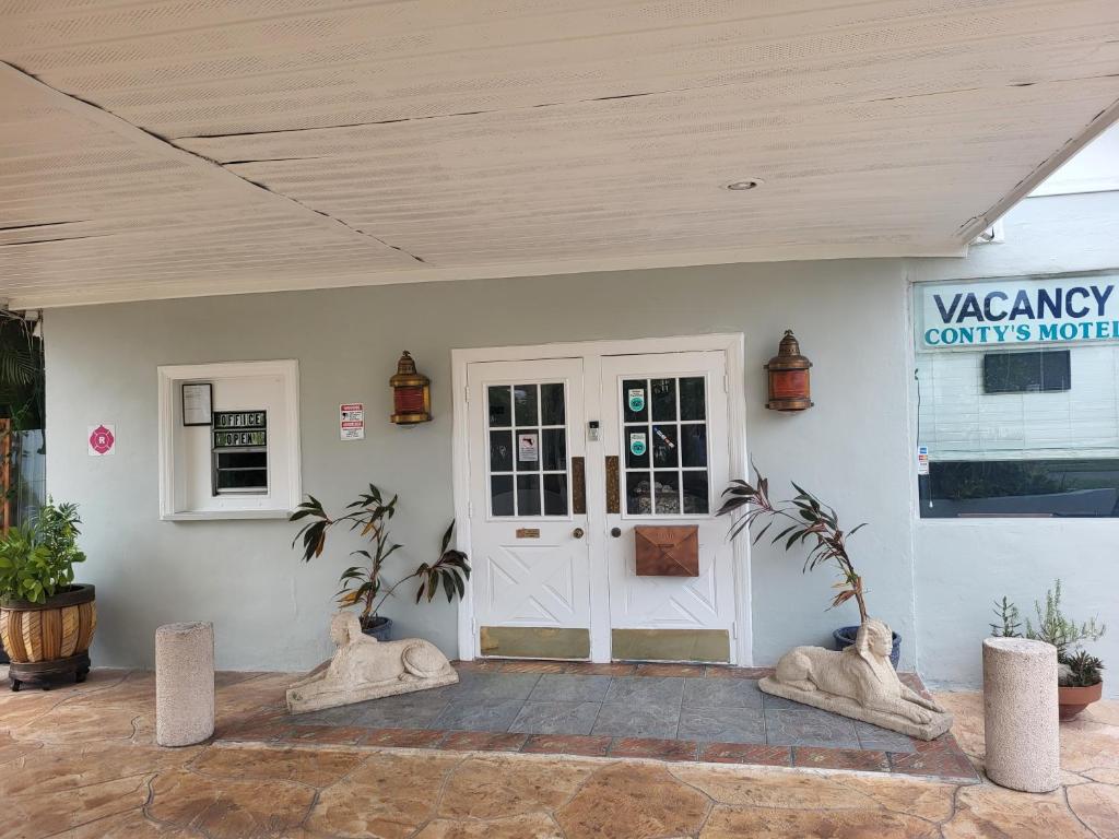 Conty's Motel image