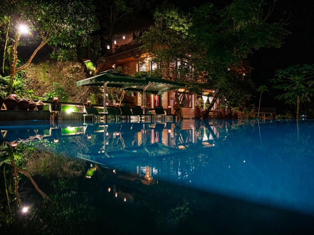 Jungle Lodge Pu Luong