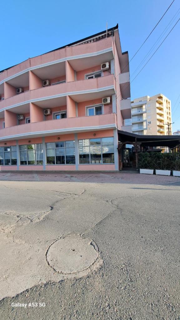 Hotel Marigona photo 1
