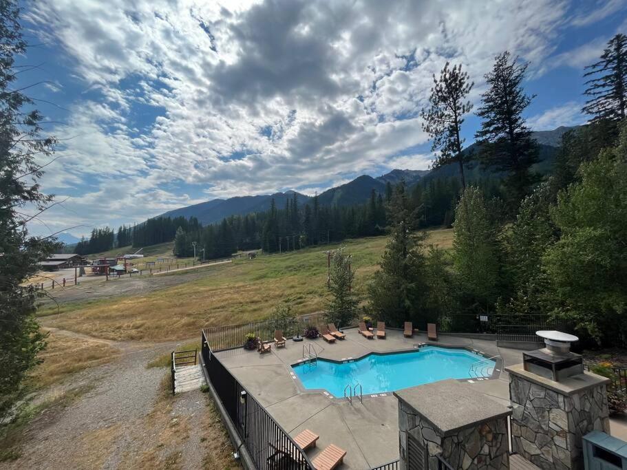 Snow Creek Lodge by FantasticStay photo 1