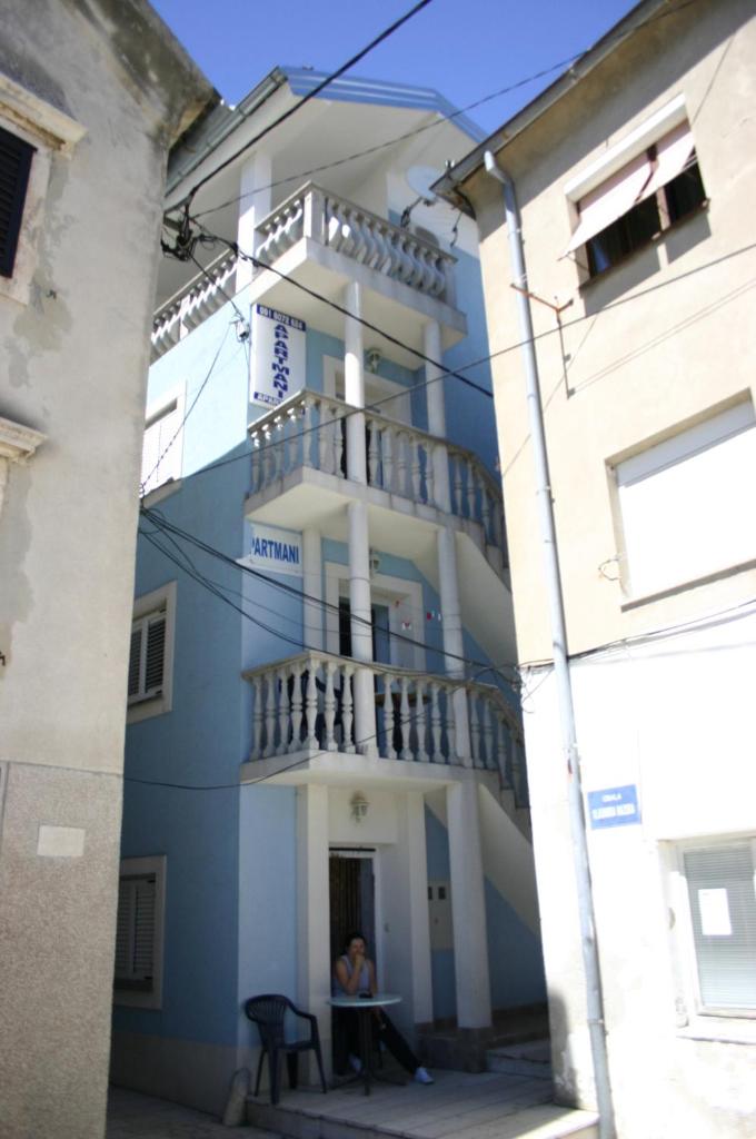 Apartments Lina photo 1