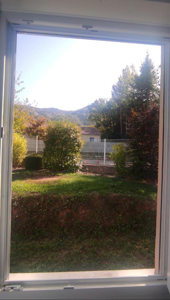 Chambre "Entre Airs et Montagnes" photo 1