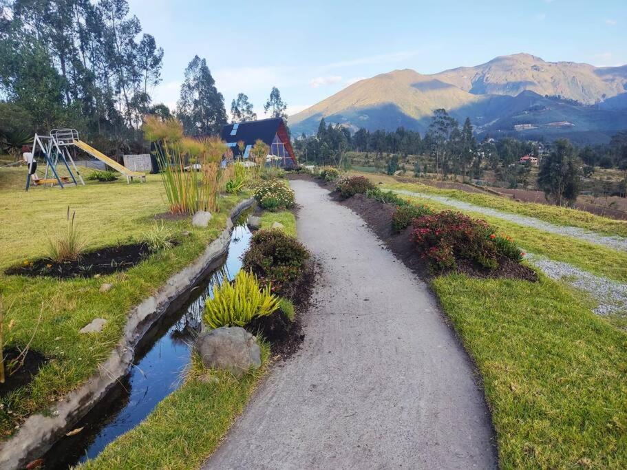 WICHI LAGO photo 3