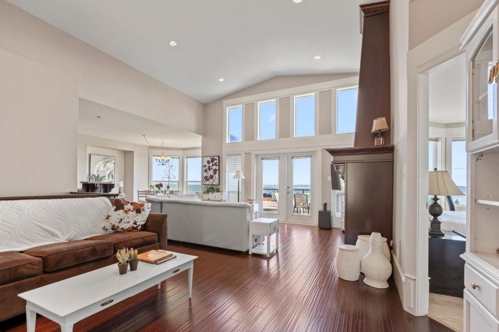 Seaview Executive Home photo 1