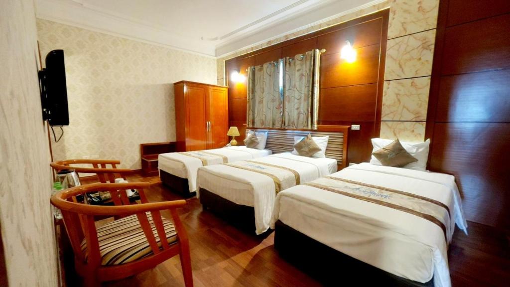 MoonView Hotel - 65 Cửa Bắc- by Bay Luxury