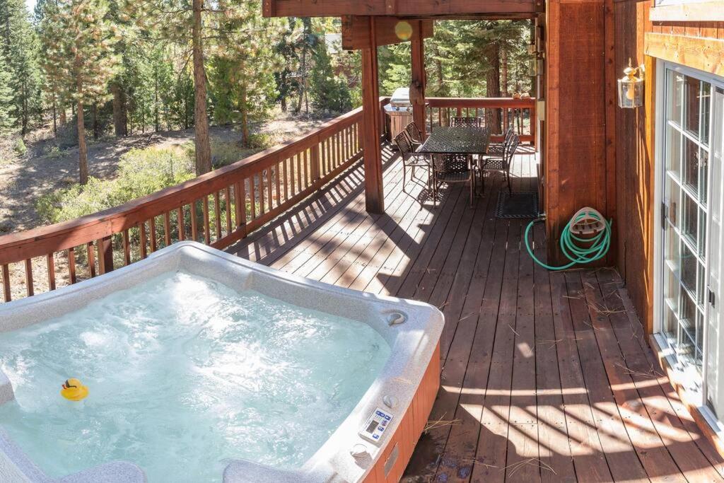 Tahoe Vista Home w/ Spa close to Northstar & Lake photo 4