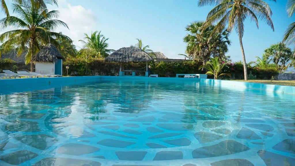 Relaxing Beach Front Villa photo 1