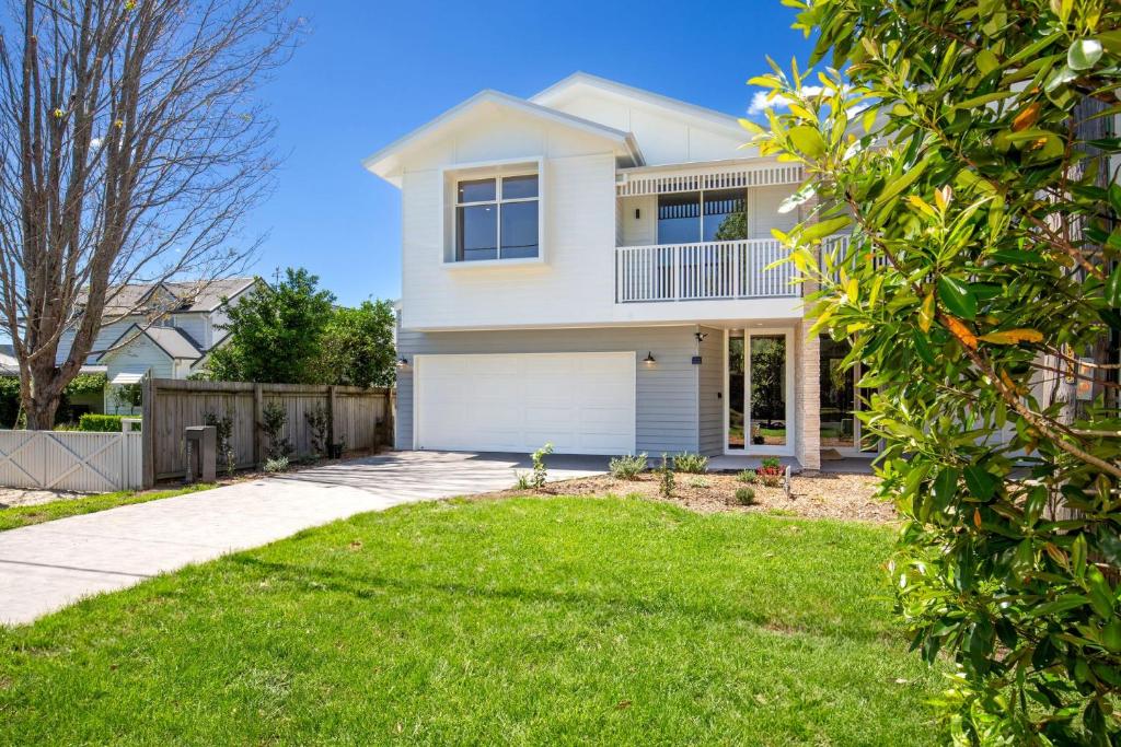 Camellia - Pet Friendly - 3 Min Walk to Centre of Berry photo 2