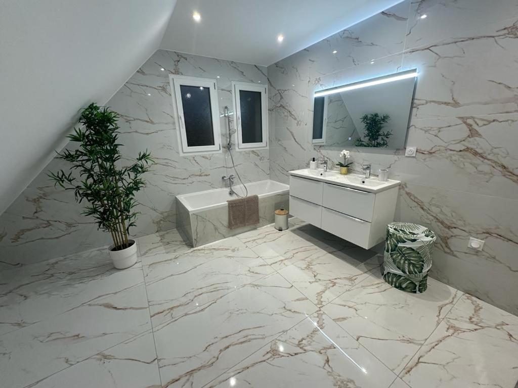 villa 1 photo 3