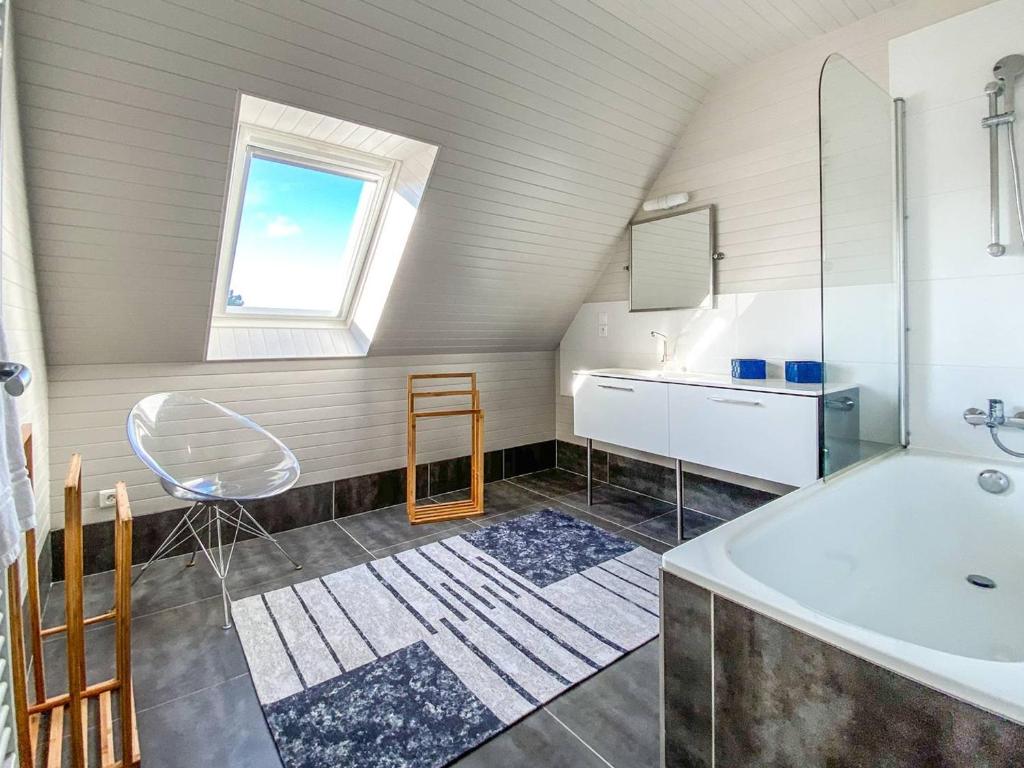 Maison Trébeurden, 7 pièces, 11 personnes - FR-1-368-327 photo 2