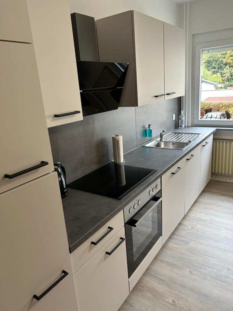 Schöne helle Ferienwohnung 35606 Solms Lahn Küche separat photo 4