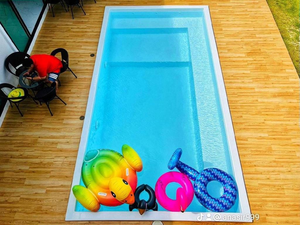 Pangpangpuriyeh Poolvilla photo 4