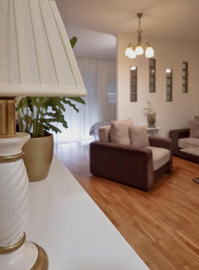 Antik Apartman photo 3