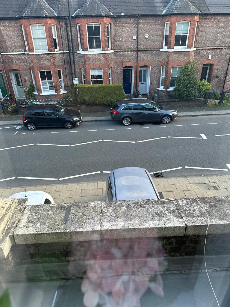 5-Bed Apartment in Altrincham near airport photo 1