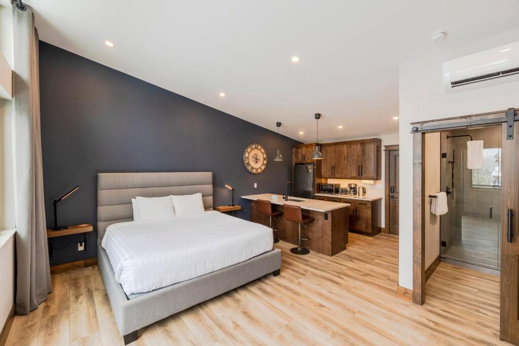 22 Sunniva by FantasticStay