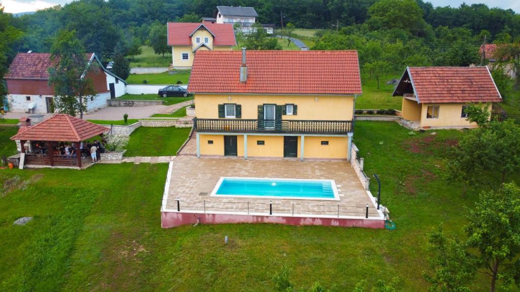 House ROZA