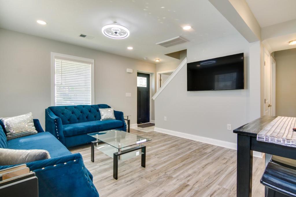 Updated Home - Walk to Salisbury University! photo 1