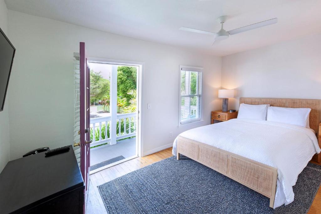 Coco Plum Inn image