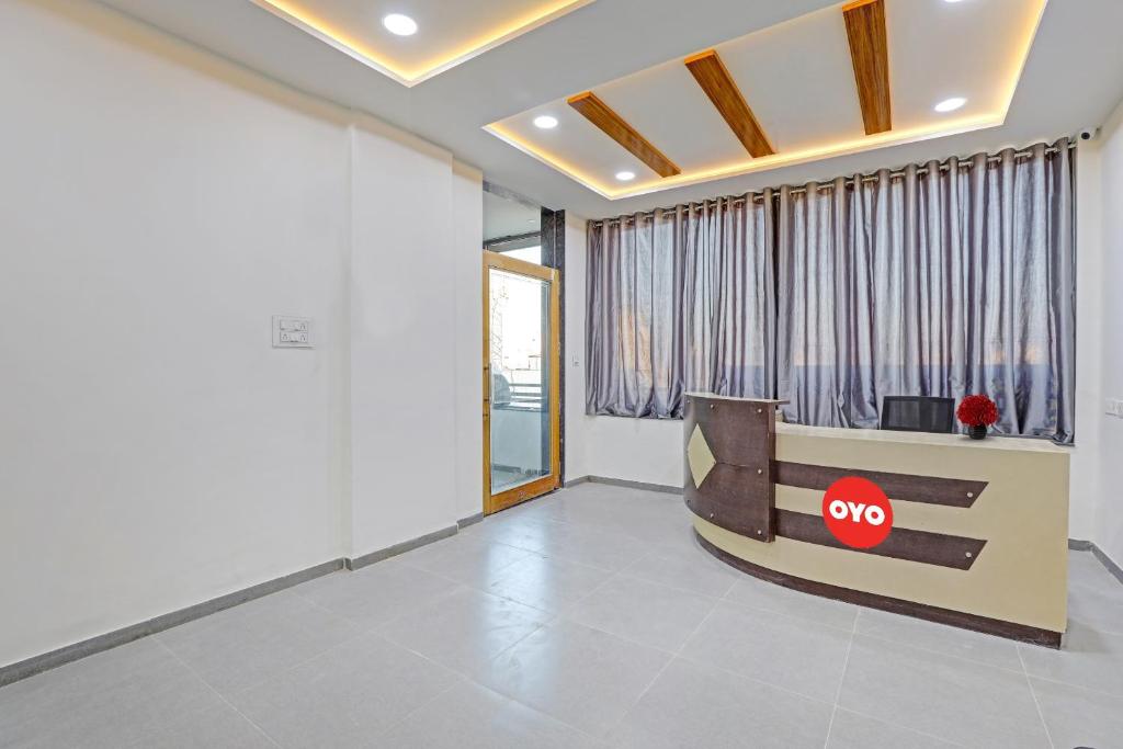 Hotel King'S Land photo 2