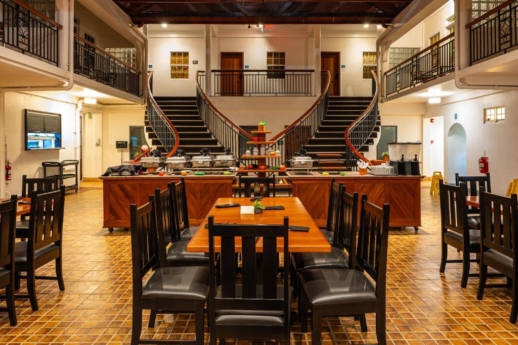 Grand Coastal Hotel photo 4