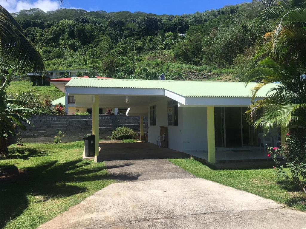 Hinarani Home Haapiti
