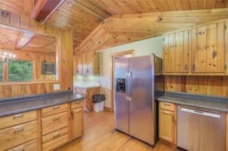 Harpers Creek Lodge and Cabins photo 4