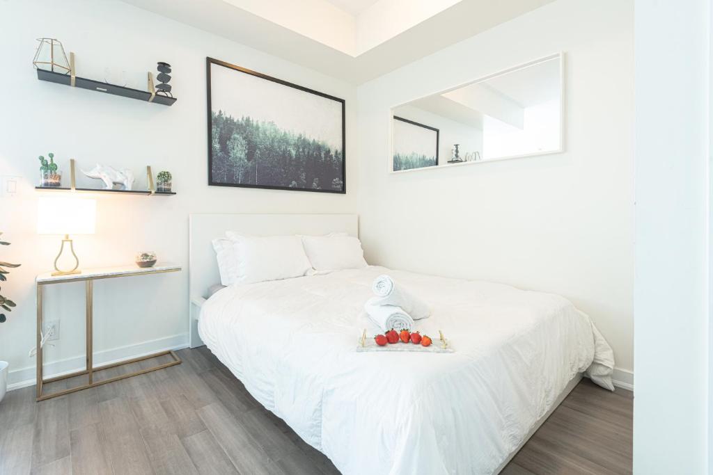 Beautiful Luxurious Modern Condo With Breathtaking Views photo 4