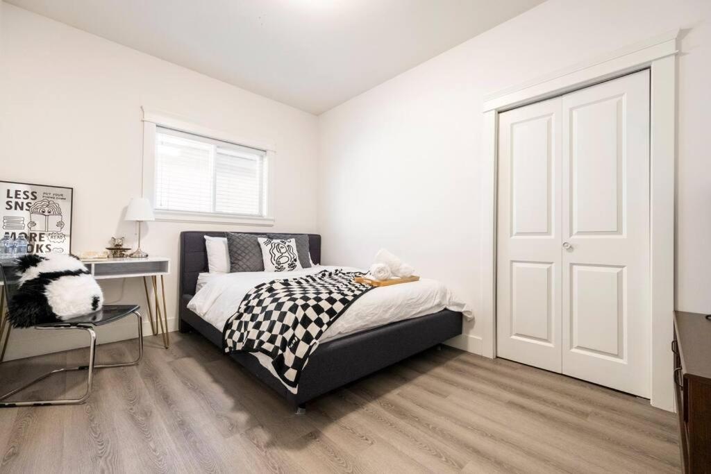 Si & Daniel Home Near YVR Airport & Skytrain Separate Entry Free Parking photo 2
