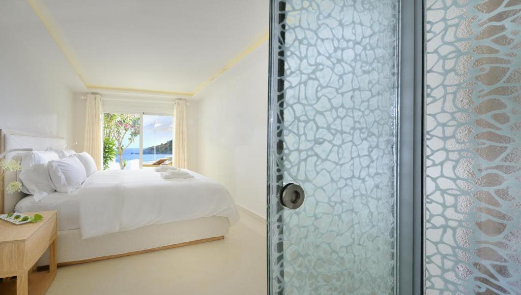 Nissaki Boutique Hotel Room Type - Executive Suite with Sea View