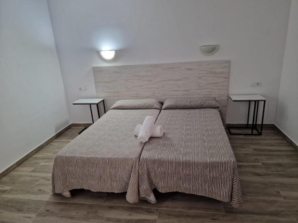 Aparthotel Puerto Cala Vadella photo 4