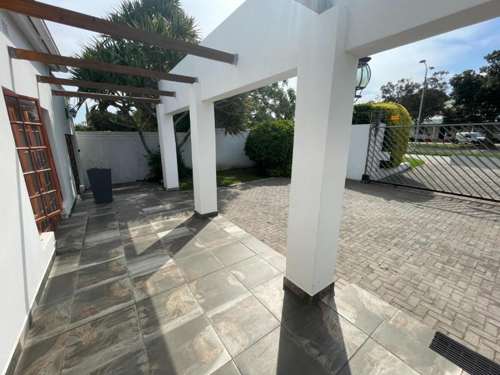 Unique Guest House photo 2