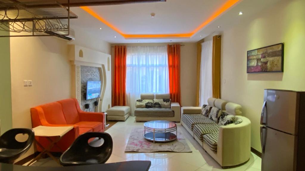Lux Suites Eden Seafront Apartments photo 2