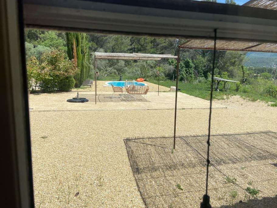Jolie maison avec vue imprenable, piscine, jeu de boules, calme au cœur du Luberon photo 3