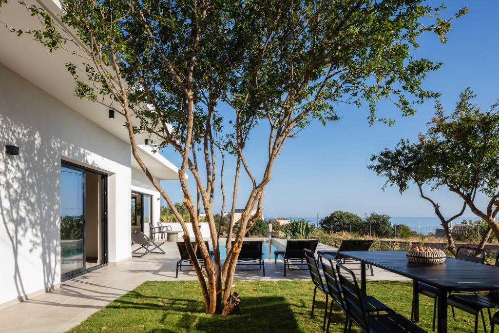 Harisma Villa, with Sensory Design & Prime Spot, By ThinkVilla photo 2