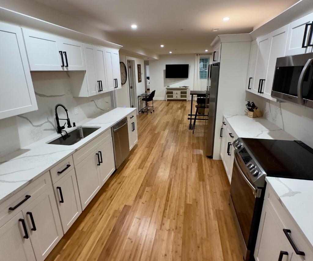 Perrin Place Unit 1 image