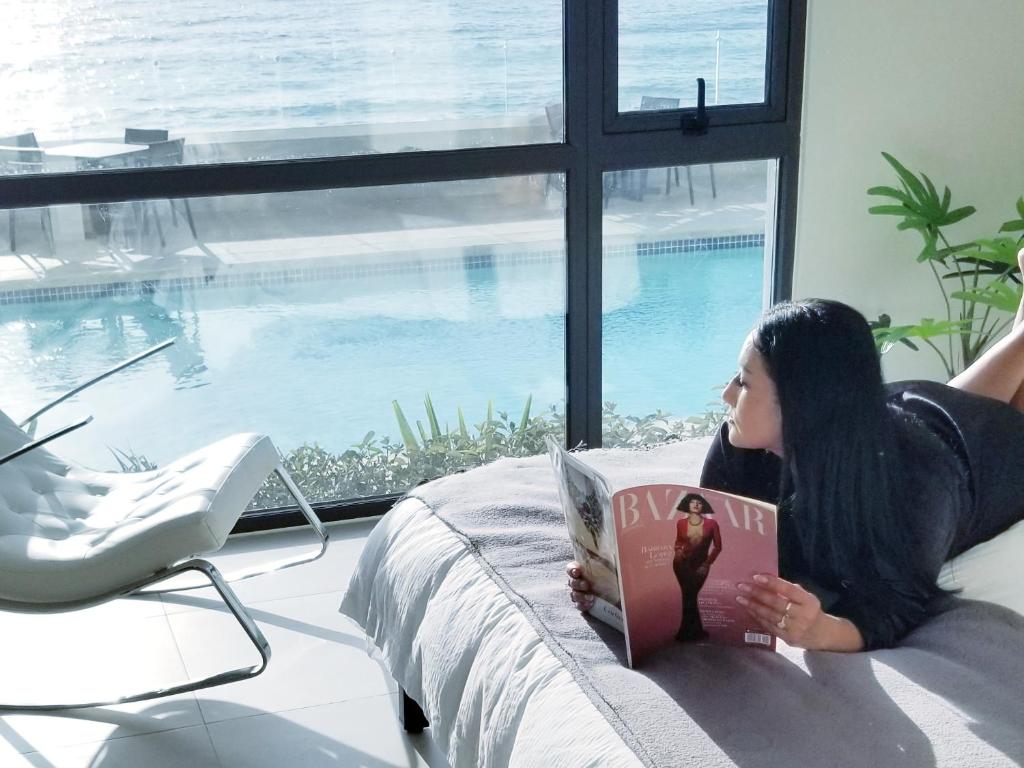 Luxury Beachfront Condo in Rosarito with Pool & Jacuzzi photo 4