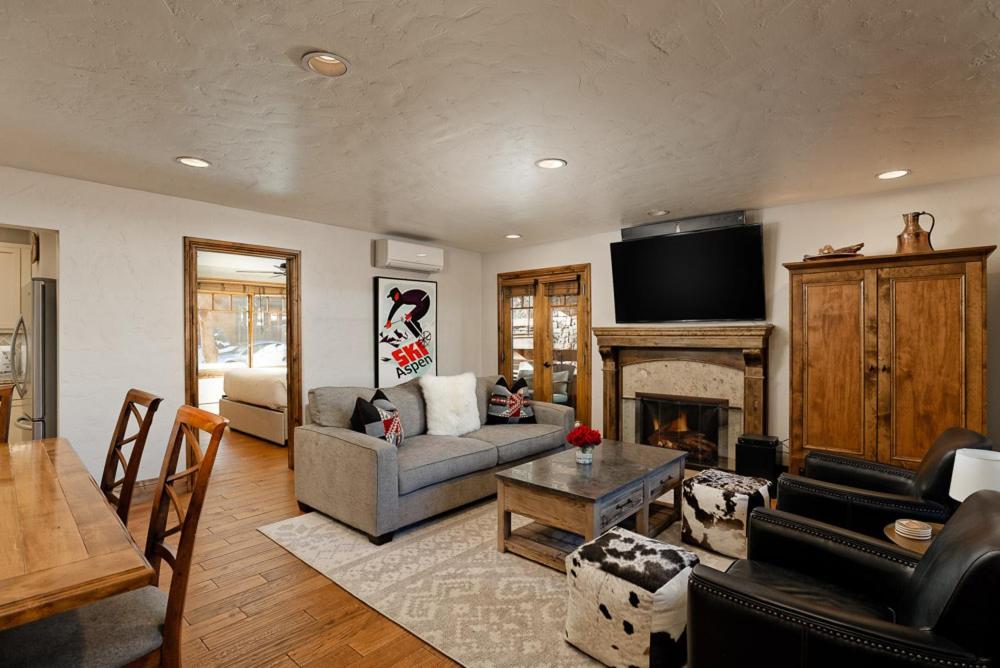 Fasching Haus Unit 310, Deluxe Condo w/ Stately Furnishings, Private Deck, A/C image