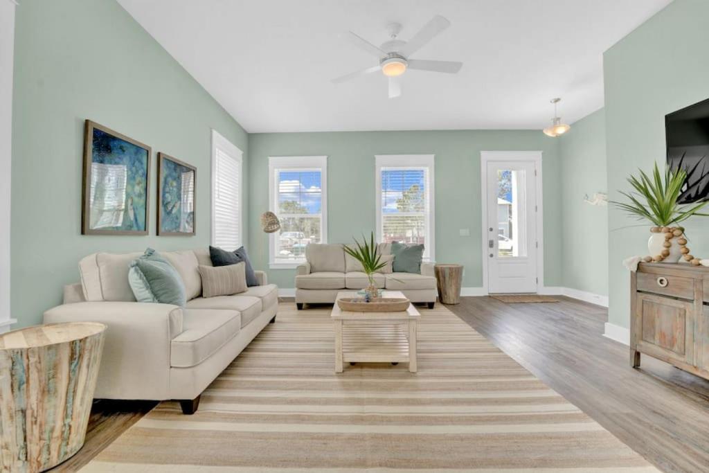 Mermaid Cove Beautiful new home next to golf course, beach photo 1