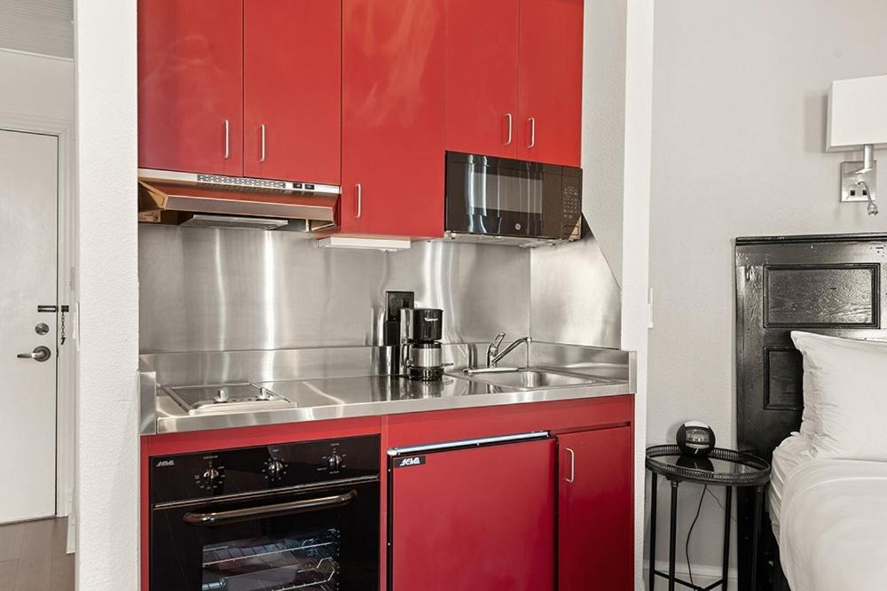 Independence Square Unit 303, Corner Studio with Premier Finishes, Downtown Location photo 3