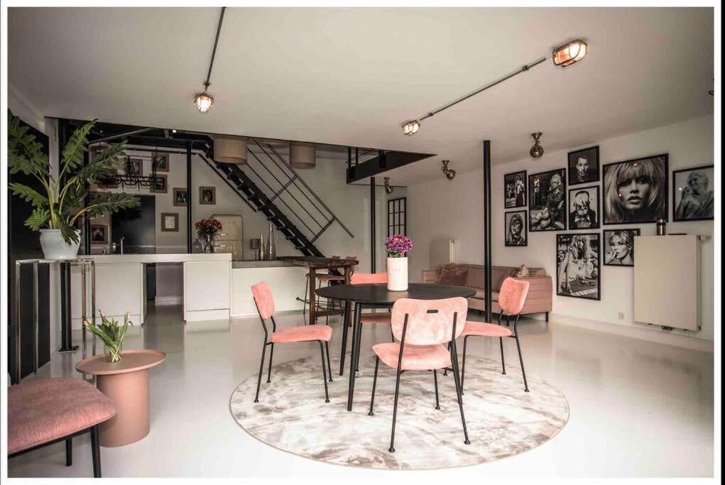 Ivory (car) loft / Carloft photo 2