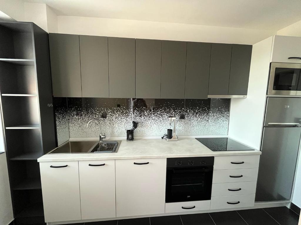 Apartment Luka photo 3
