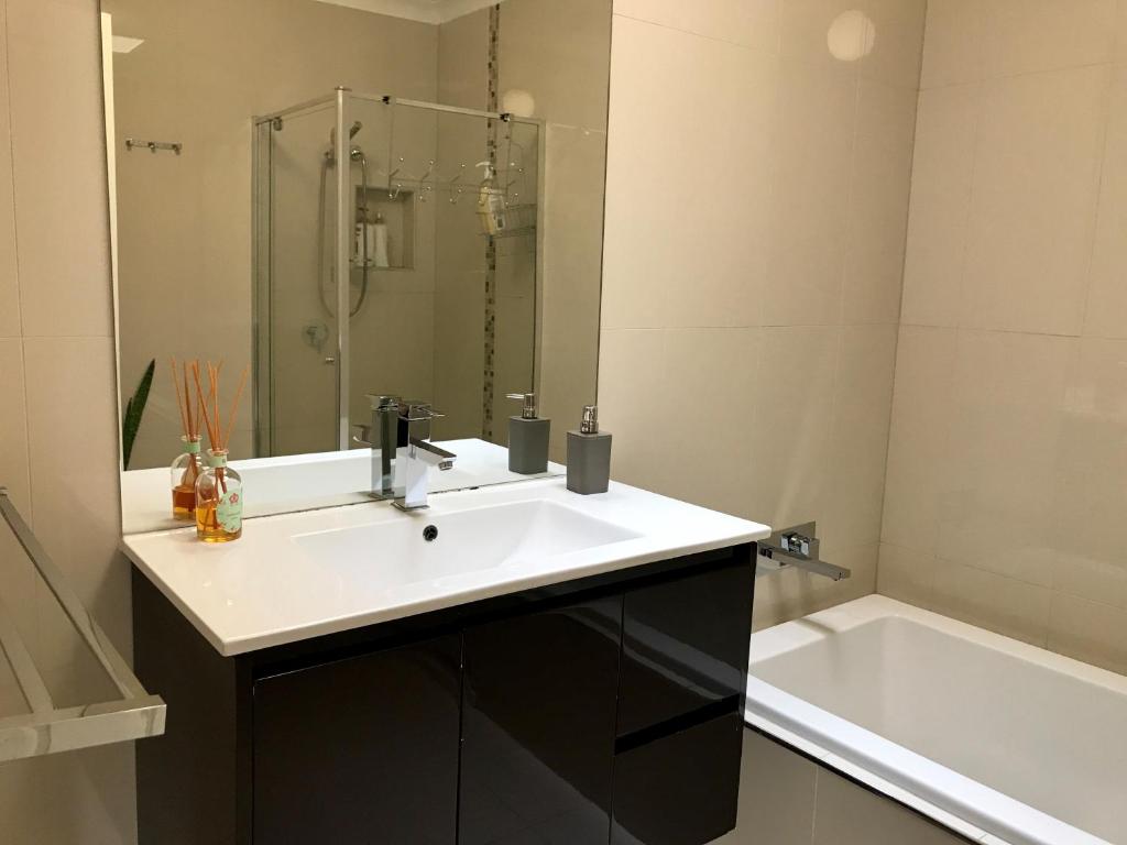 Melbourne Inner City Holiday Home Near CBD & Flemington photo 2