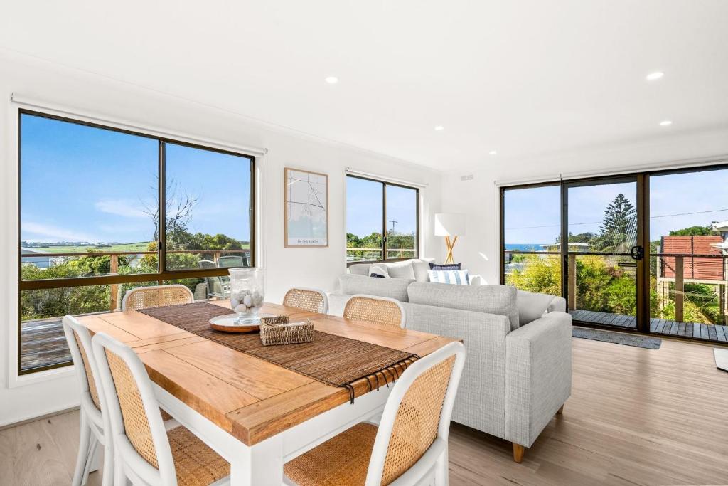 25 Waikiki Crescent, Smiths Beach photo 3