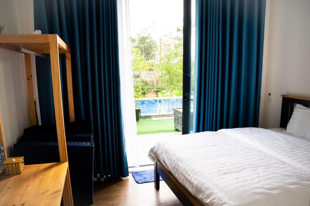 Venue Travel Minh Trí Rose Garden Villa