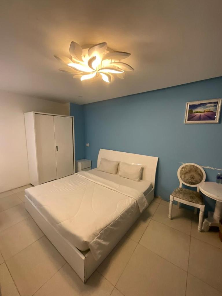 Bunny - Valentine Hotel - Bui Vien Street